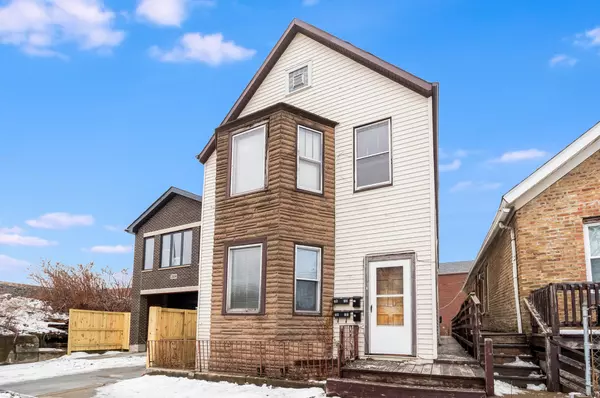 2812 S Grady Ct, Chicago, IL 60608