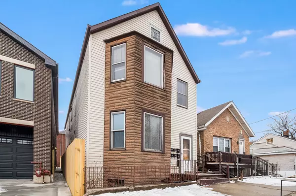 2812 S Grady Ct, Chicago, IL 60608