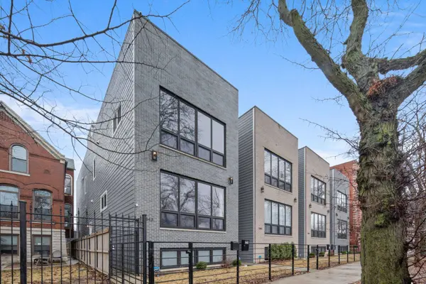 1443 N California AVE #1, Chicago, IL 60622