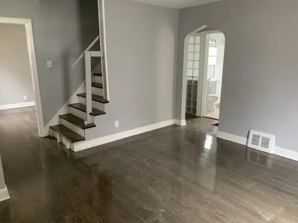 213 E 143rd St, Dolton, IL 60419-1115