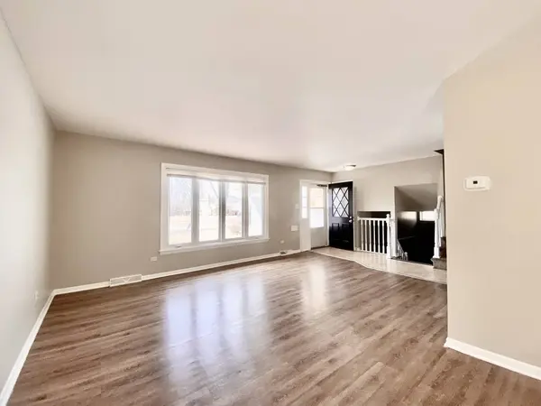 22621 Mission Drive, Richton Park, IL 60471