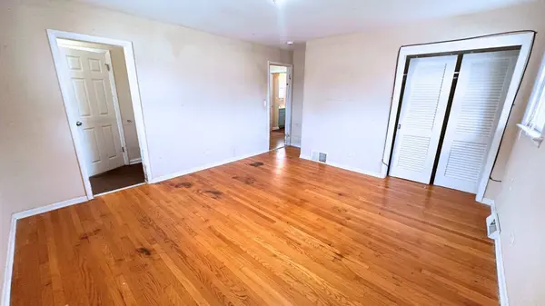 17744 Bernadine Street, Lansing, IL 60438