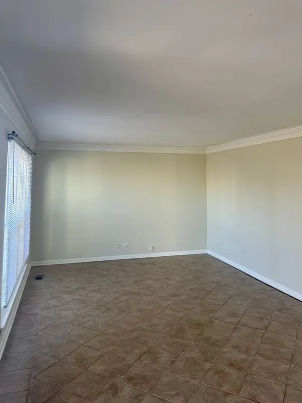 960 Annandale Drive, Elgin, IL 60123