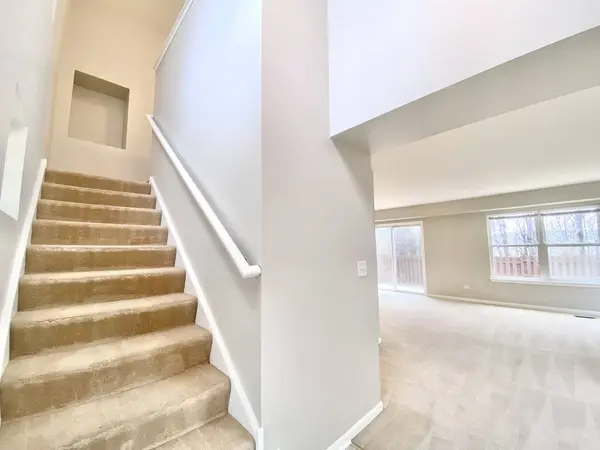 21366 Carlton Street, Crest Hill, IL 60403