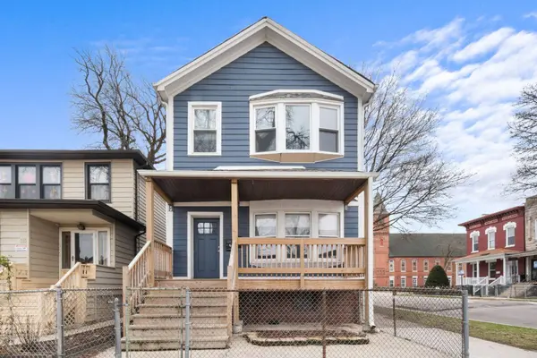 459 W 43rd Place, Chicago, IL 60609