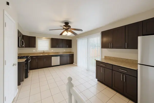 5660 Dover Road, Oak Forest, IL 60452