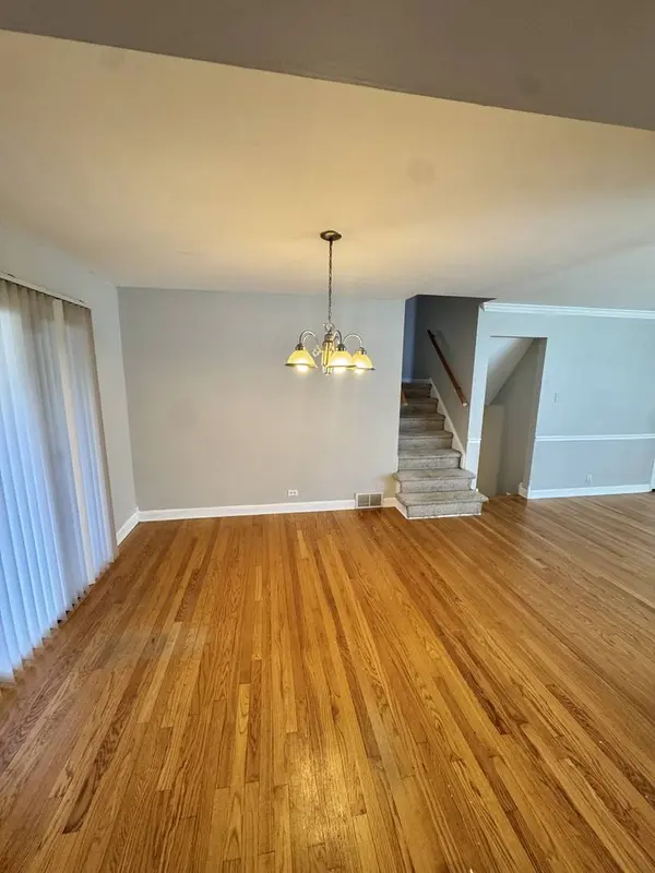 2540 Crescent Road, Homewood, IL 60430