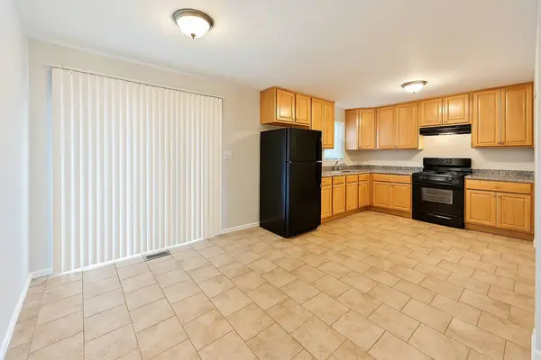 15031 Sunset Avenue, Oak Forest, IL 60452