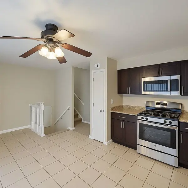 5660 Dover Road, Oak Forest, IL 60452