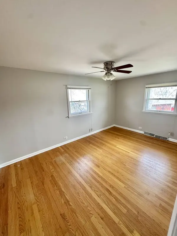 2540 Crescent Road, Homewood, IL 60430