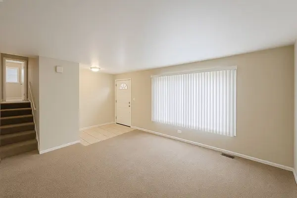 5660 Dover Road, Oak Forest, IL 60452