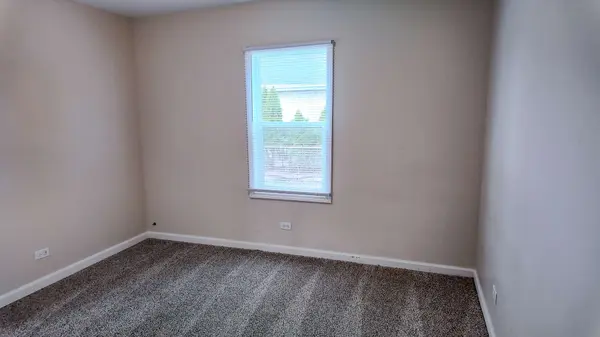 7220 W 73rd Street, Bridgeview, IL 60455