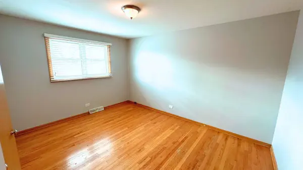 3252 191st Street, Lansing, IL 60438