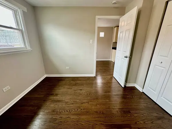 6322 W 63RD Place, Chicago, IL 60638