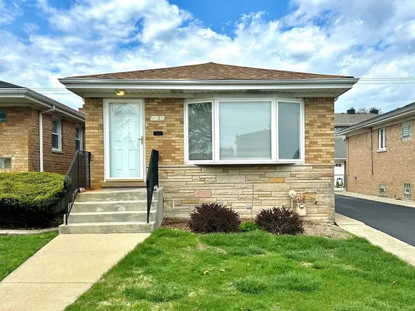 6322 W 63RD Place, Chicago, IL 60638