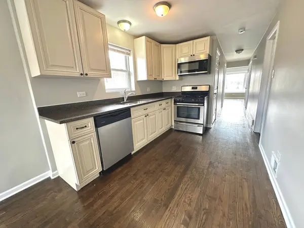 6322 W 63RD Place, Chicago, IL 60638