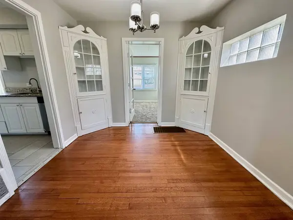 2329 S 20th Avenue, Broadview, IL 60155