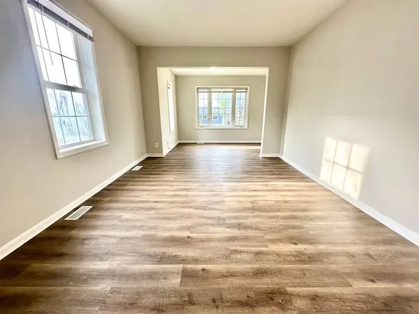 414 DWIGHT Street, Elgin, IL 60120