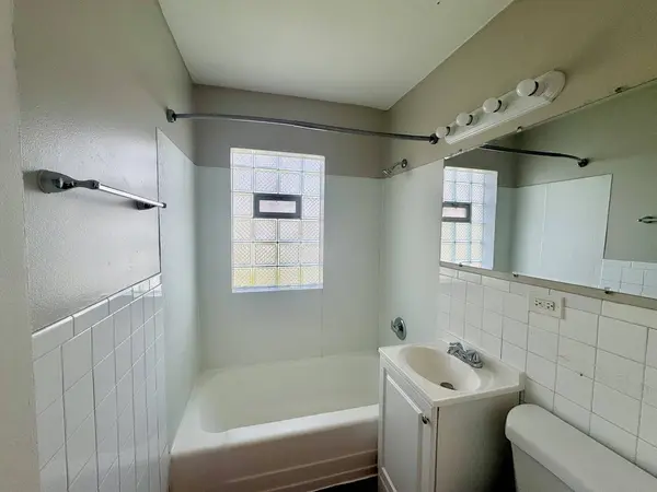 20 164th Street, Calumet City, IL 60409