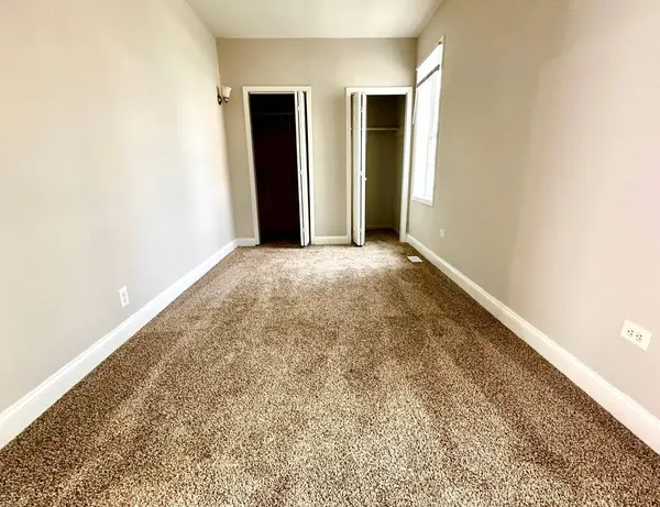 414 DWIGHT Street, Elgin, IL 60120