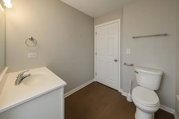 1772 Howe Lane, Hanover Park, IL 60133