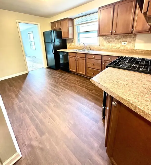 362 Heine Avenue, Elgin, IL 60123