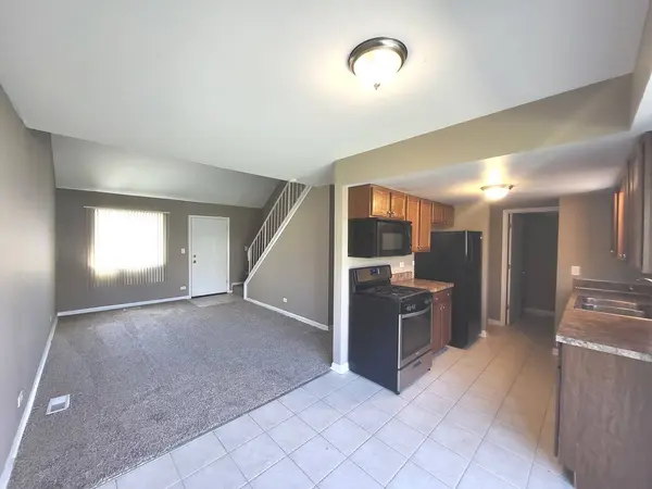 1812 Goddard Lane, Hanover Park, IL 60133