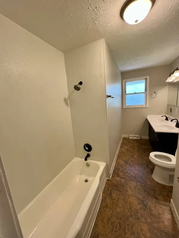 3500 Maple Lane, Hazel Crest, IL 60429