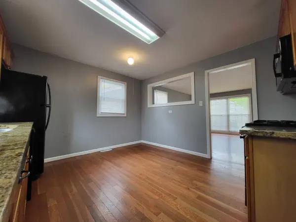 431 Whittier Lane, Mundelein, IL 60060