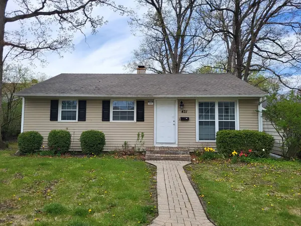 431 Whittier Lane, Mundelein, IL 60060