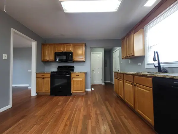 431 Whittier Lane, Mundelein, IL 60060