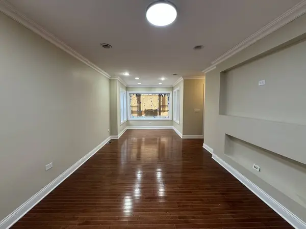 710 E 91st Place, Chicago, IL 60619