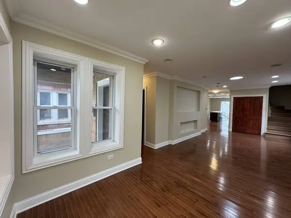 710 E 91st Place, Chicago, IL 60619