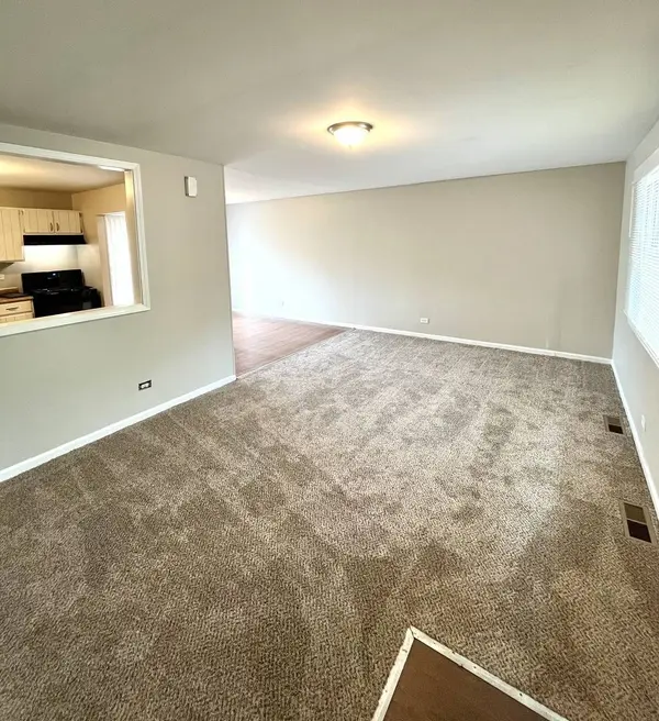 708 Blackhawk Drive, University Park, IL 60484