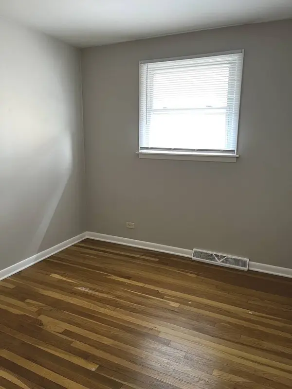 16451 Roy Street, Oak Forest, IL 60452