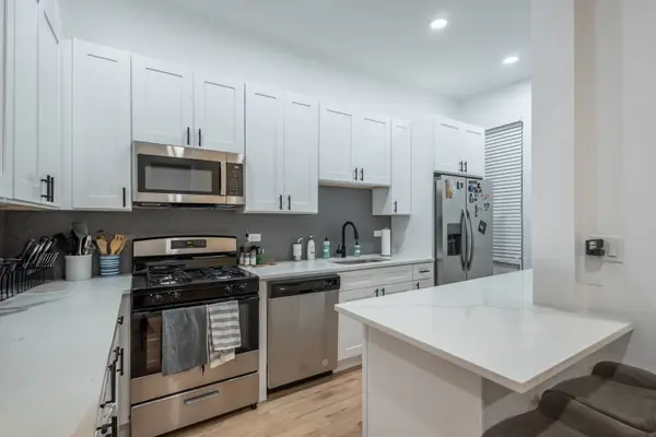 1344 W Ohio Street, Chicago, IL 60642