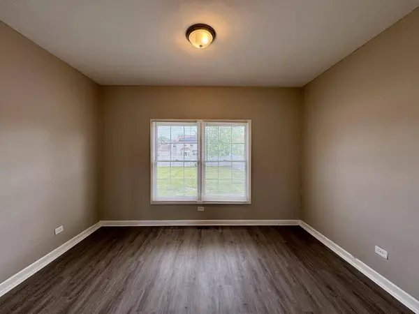 5522 Mallard Drive, Matteson, IL 60443