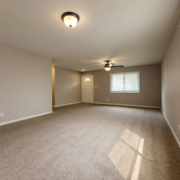 50 Oakhurst Road, Matteson, IL 60443