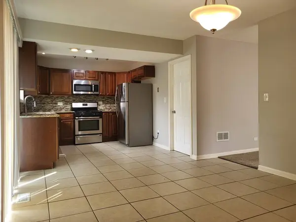 50 Oakhurst Road, Matteson, IL 60443