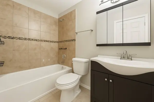 50 Oakhurst Road, Matteson, IL 60443