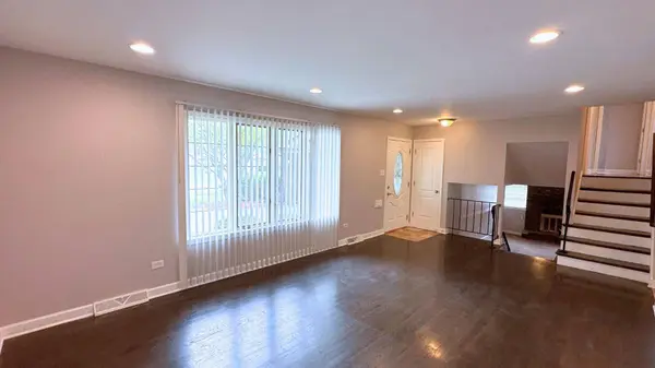 5303 Arquilla Drive, Richton Park, IL 60471