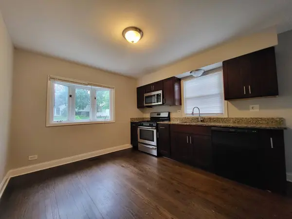 319 Hillandale Street, Round Lake, IL 60073