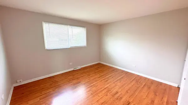 6024 BEECHWOOD Road, Matteson, IL 60443