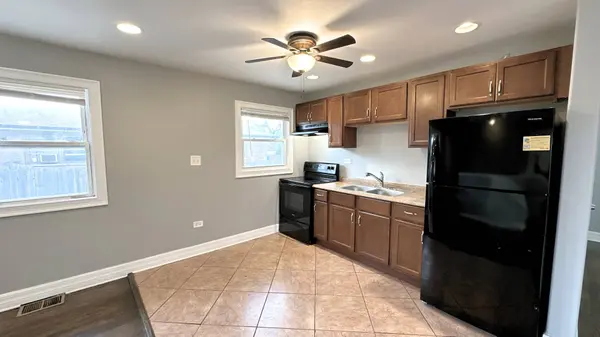 105 W 158th Place, Harvey, IL 60426