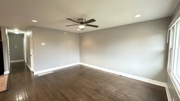 105 W 158th Place, Harvey, IL 60426