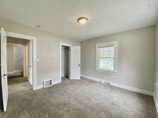 3332 Halsted Street, Steger, IL 60475