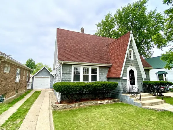 3332 Halsted Street, Steger, IL 60475