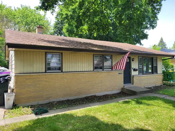 2110 Gilead Avenue, Zion, IL 60099