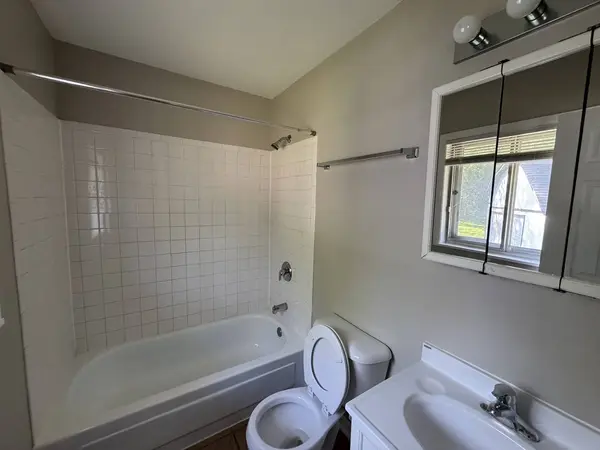 502 E Rose Court, Glenwood, IL 60425