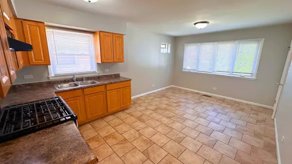 376 Luella Avenue, Calumet City, IL 60409